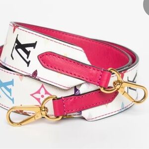 Louis Vuitton monogram murakami strap